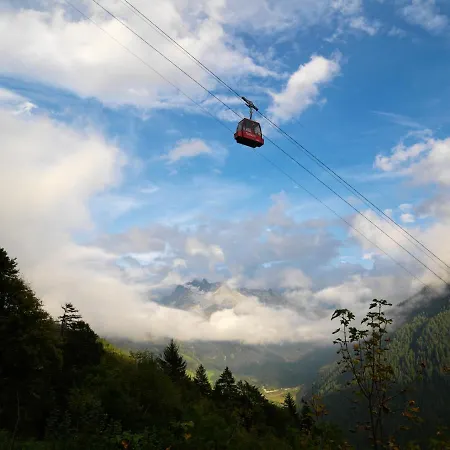 イン Taelli Huette